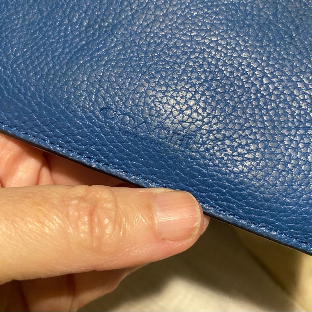 COACH womens blue leather long card holder wallet zip - Picture 4 of 7